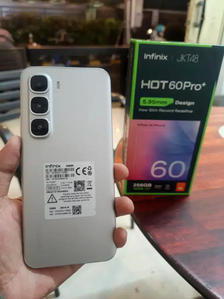 INFINIX HOT 60 PRO+ RAM 8/256 GB