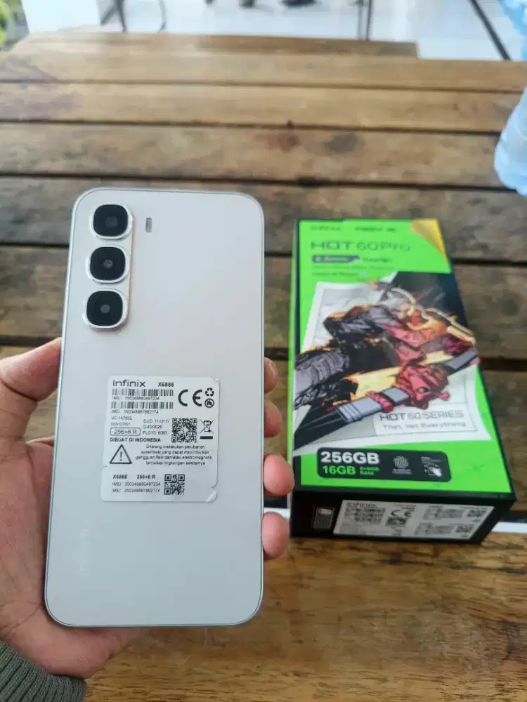 INFINIX HOT 60 PRO RAM 8/256 GB