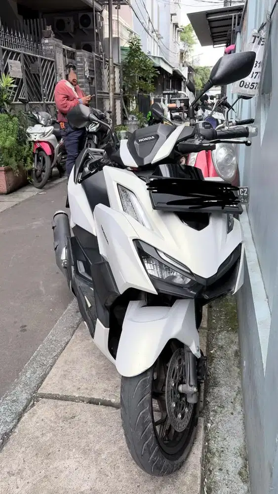 Vario 160 cbs putih doff