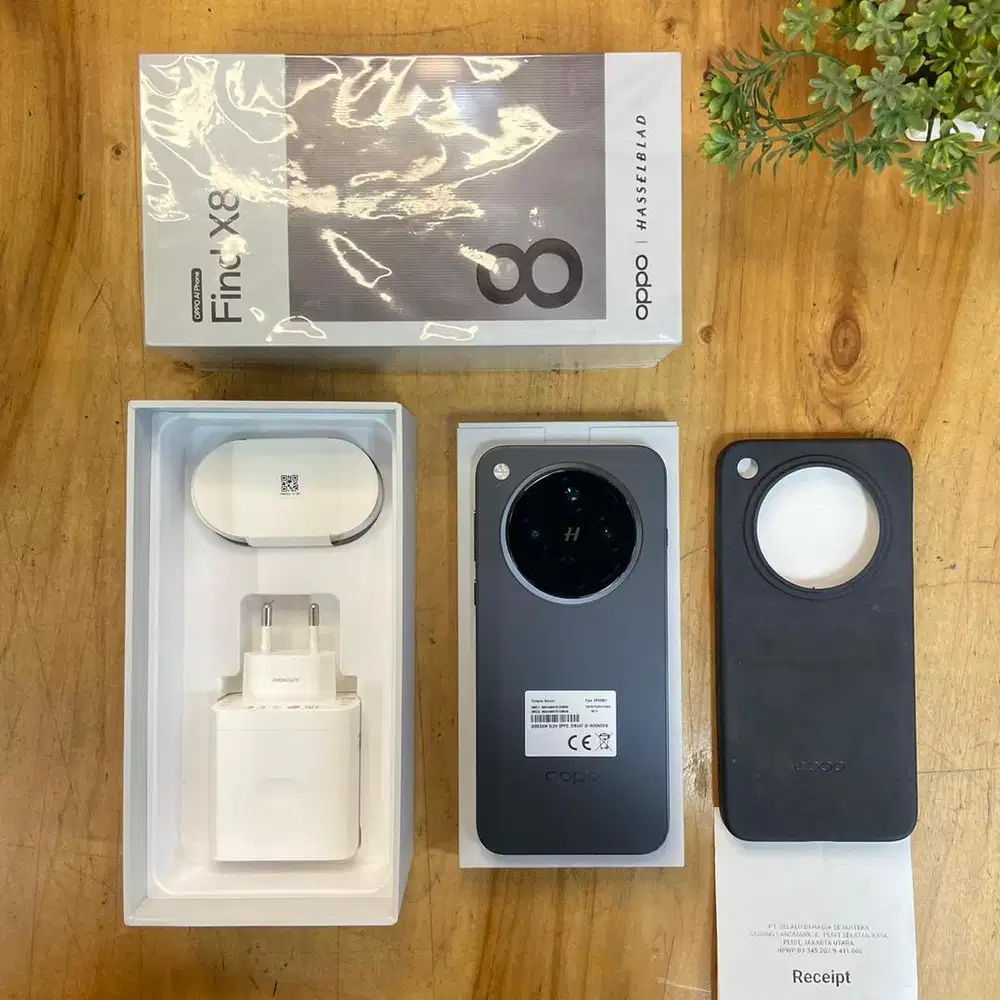 Oppo Find X8 5G 16/512GB Space Black super mulus garansi resmi