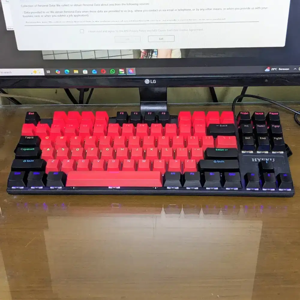 Keyboard mechanical mouse dan mousepad sepaket