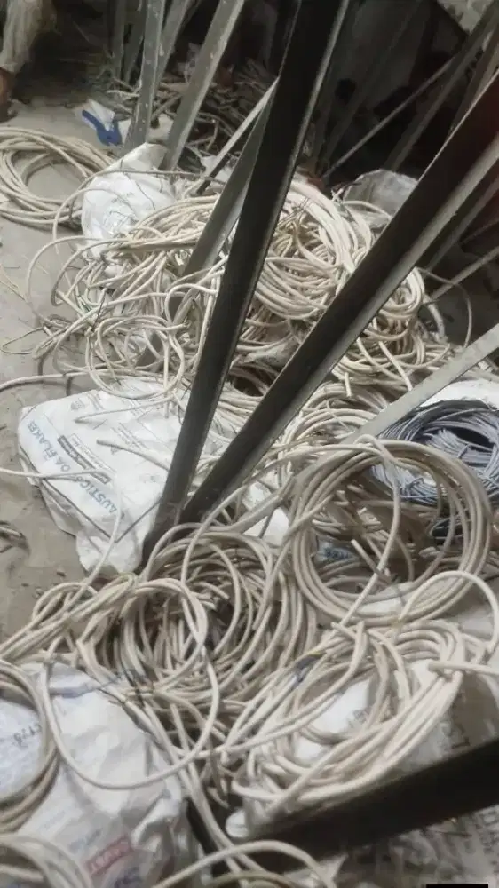 Terima jual beli kabel bekas pabrik kantor dll