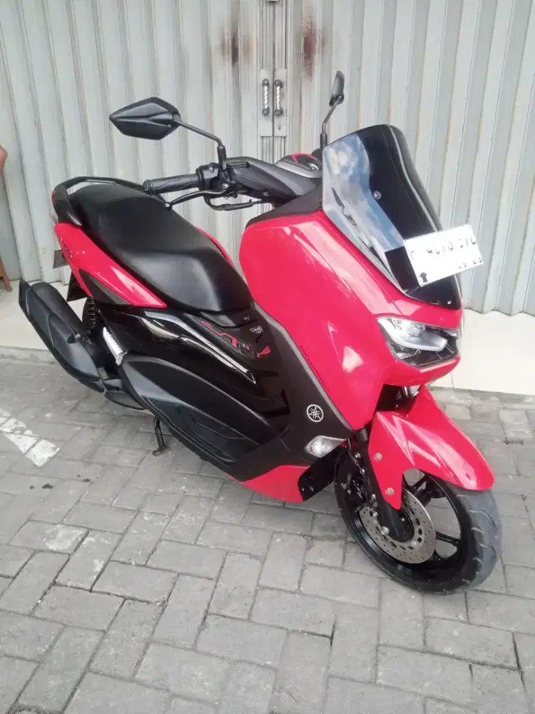 Yamaha N max 2023 merah glossy