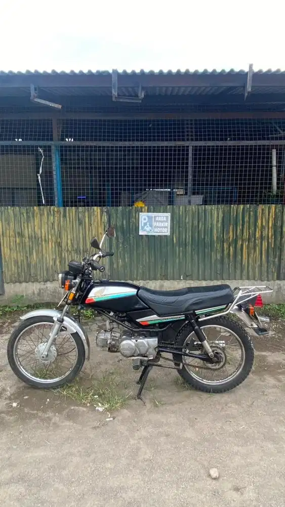 HONDA WIN 100 SPORT