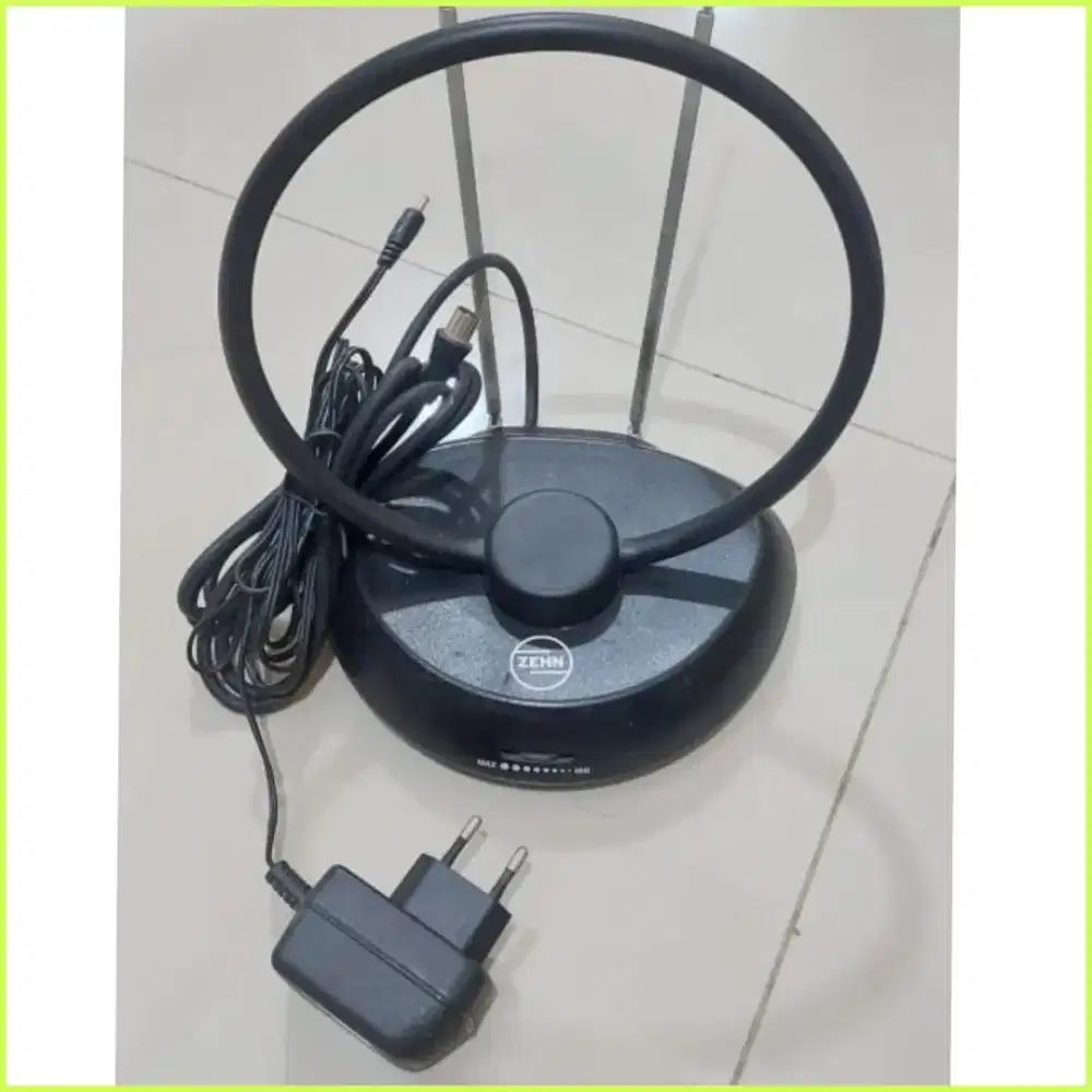 JUAL RUGI ANTENE TV ZEHN  PORTABLE KONDISI BAGUS DI SURABAYA