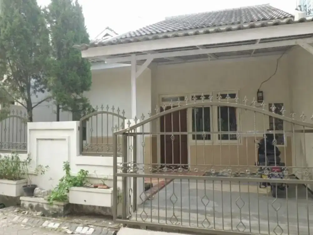 Rumah Terawat Tenggilis Mejoyo Siap Huni dekat UBAYA