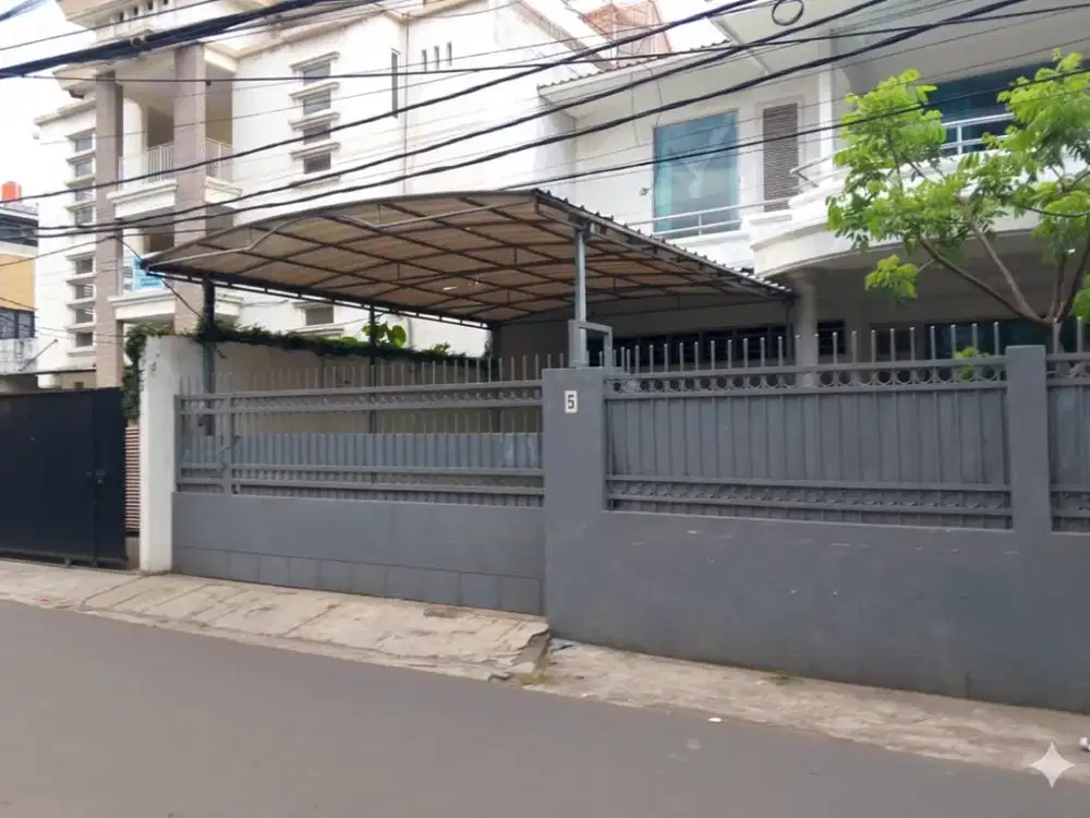 Di sewa rumah di kawasan pasar Minggu  Bisa untuk kantor jalan 2 mobil
