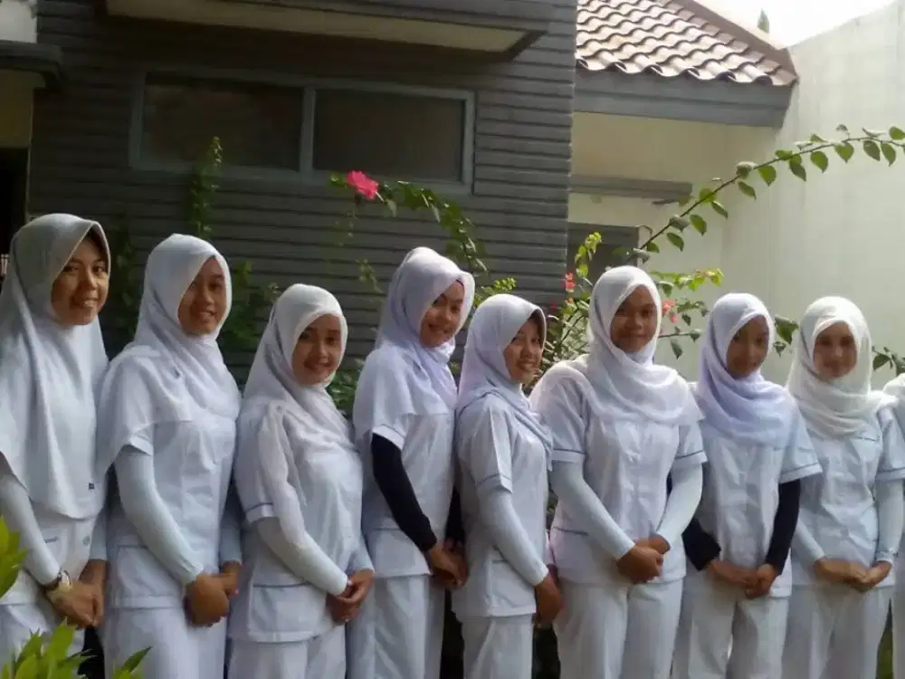 Ready Baby Sitter ART dan Perawat Paket kerja 1 bln Terpercaya