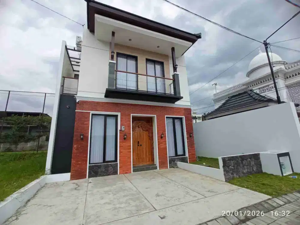 villa luas 148mtr view pegunungan 2mnt alun alun kota batu