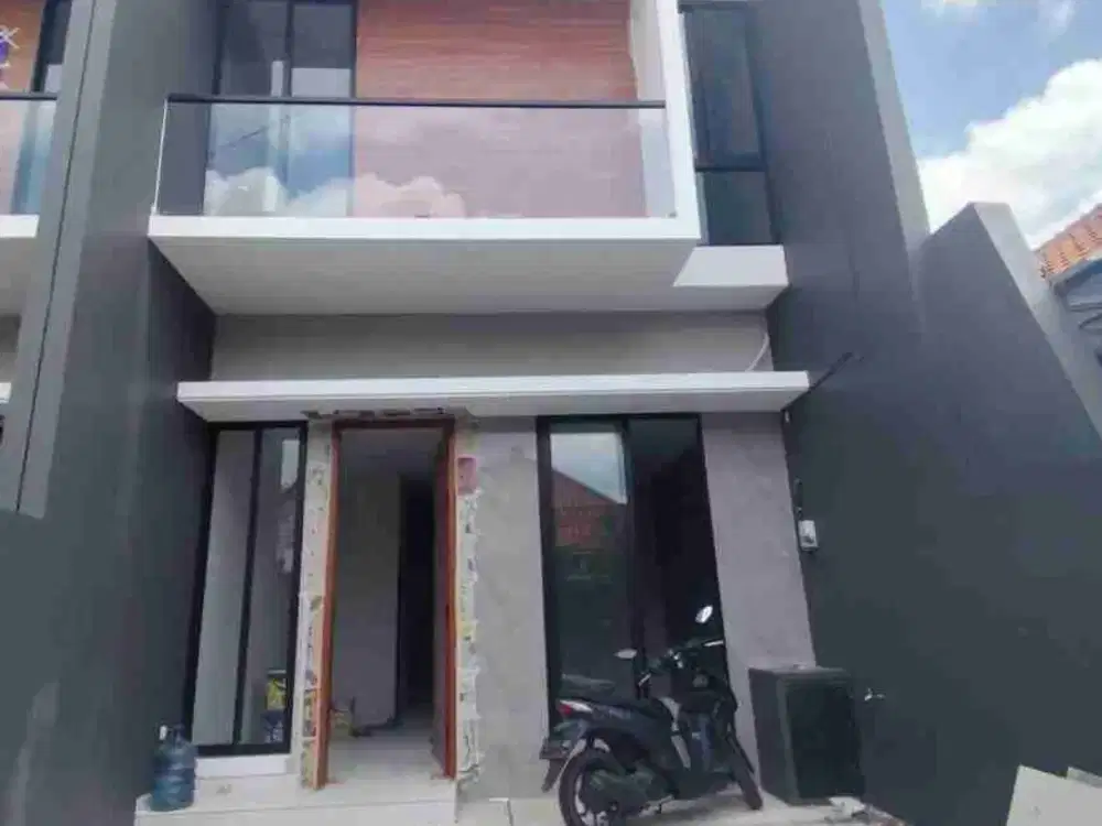 WISMA MUKTI BARU GRESS ‼️ Rumah 2 Lantai Semalang Indah Row 2 Mobil