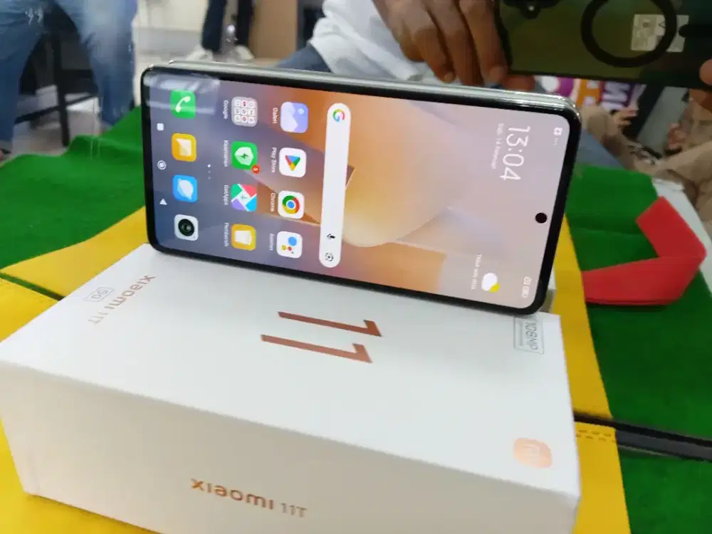 Xiaomi 11T 5G Ram 8 /256 Gb mulus no minus lengkap normal