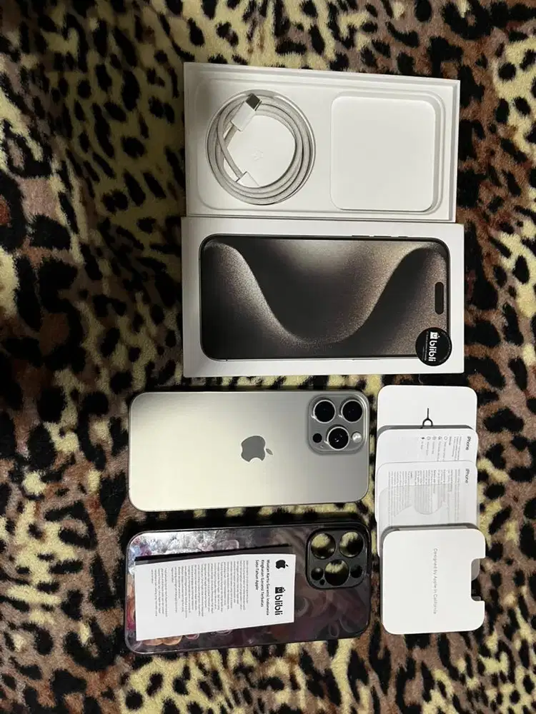 Iphone 15 promax 256gb natural titanium