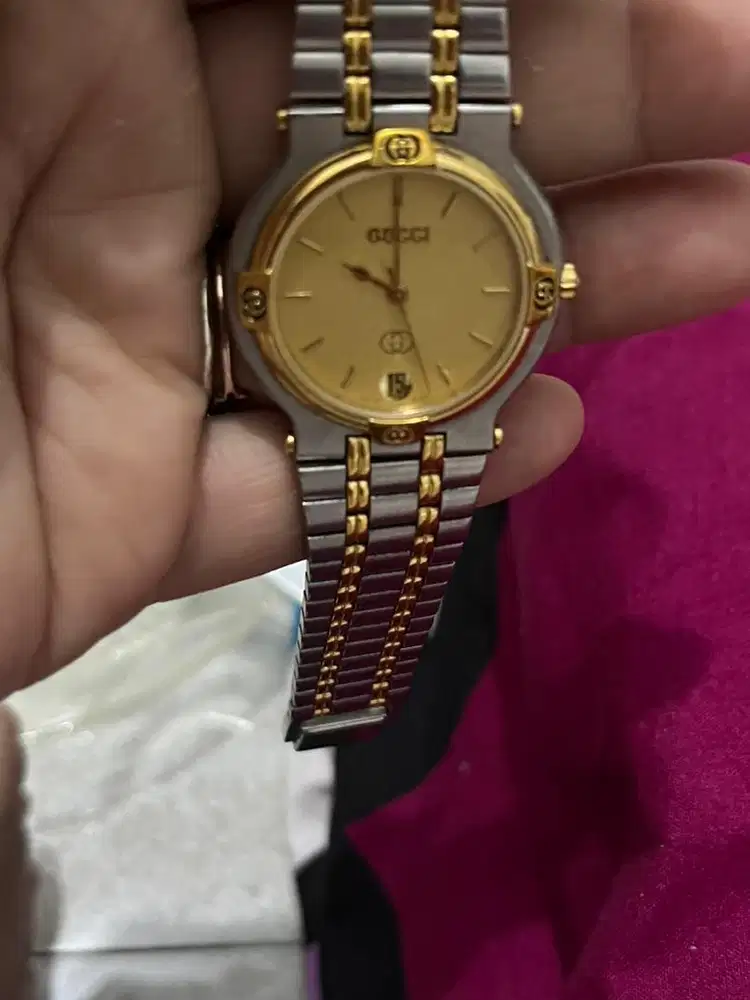 Jam Tangan Vintage Gucci