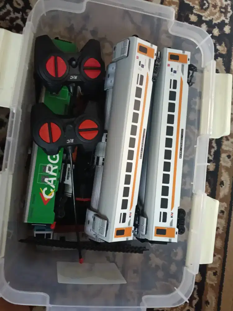 Remot lokomotf cc201 dan cc206 Lengkap gerbong