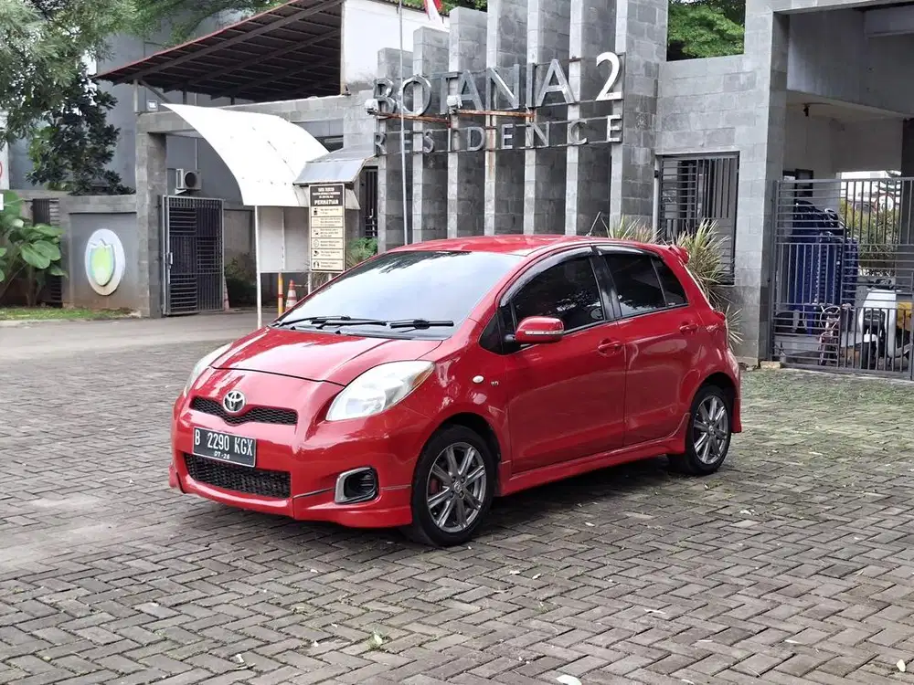 Yaris E 2013 at TERMURAH
