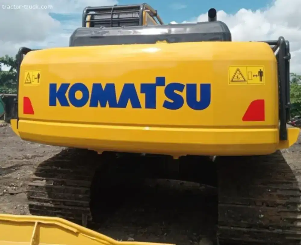 Excavator Komatsu PC200-8MO Tahun 2018