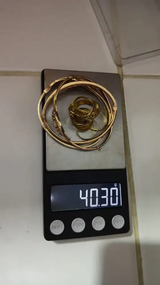 Terima jual emas dari toko lain.menerima emas harga tinggi tanpa surat