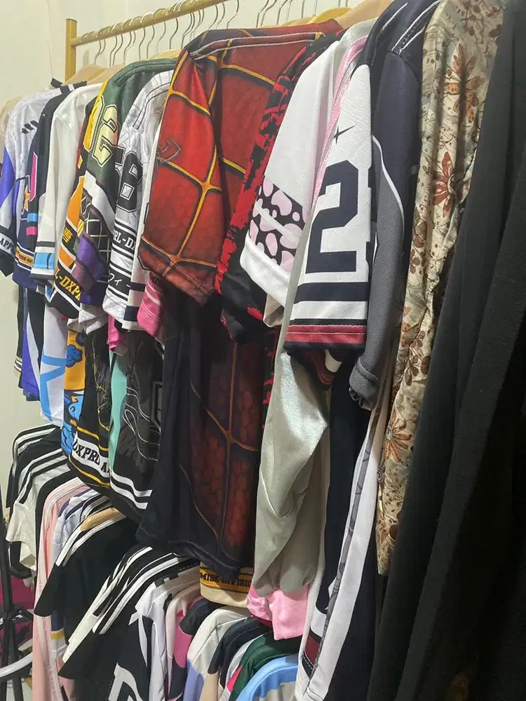 Host pakaian preloved