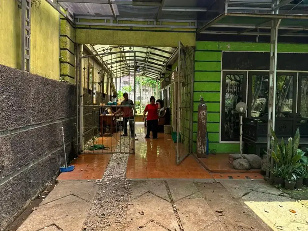Rumah 2 Lantai Kokoh di Kav DPRD dekat Pintu Toll Cibubur