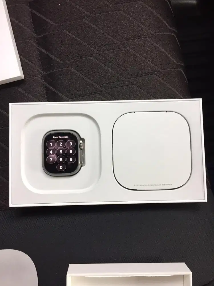 Apple Watch Ultra 1 With Ocean Band Navy Blue