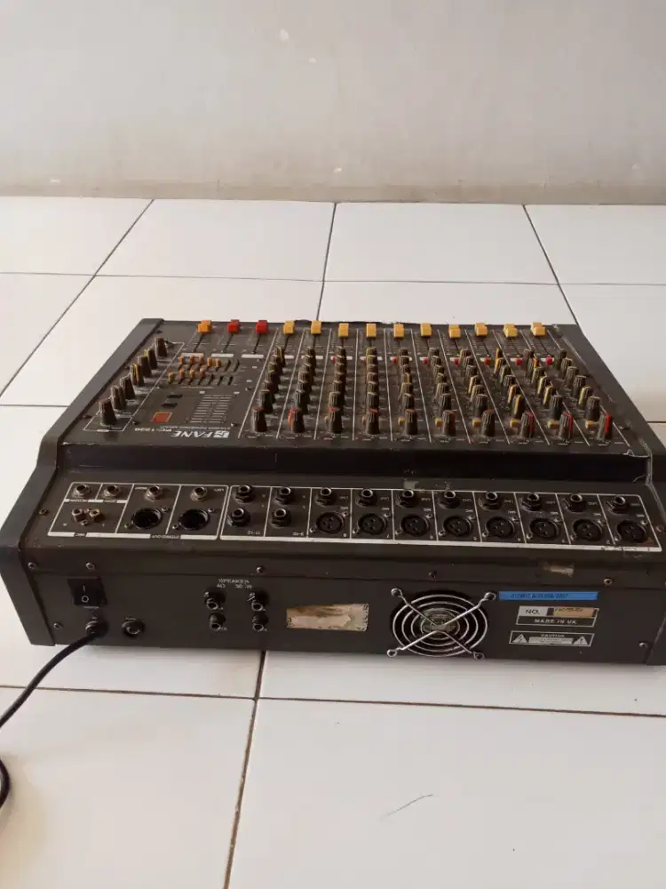 Power Mixer 12 Channel build up