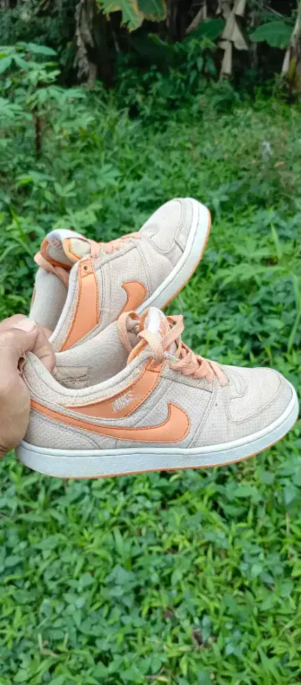 Sepatu Nike Second