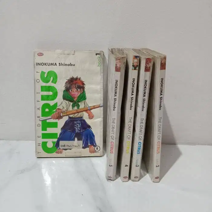 Preloved Buku Komik Citrus Bekas Koleksi Pribadi - Citrus