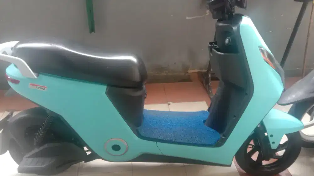 Sepeda listrik u winfly D70