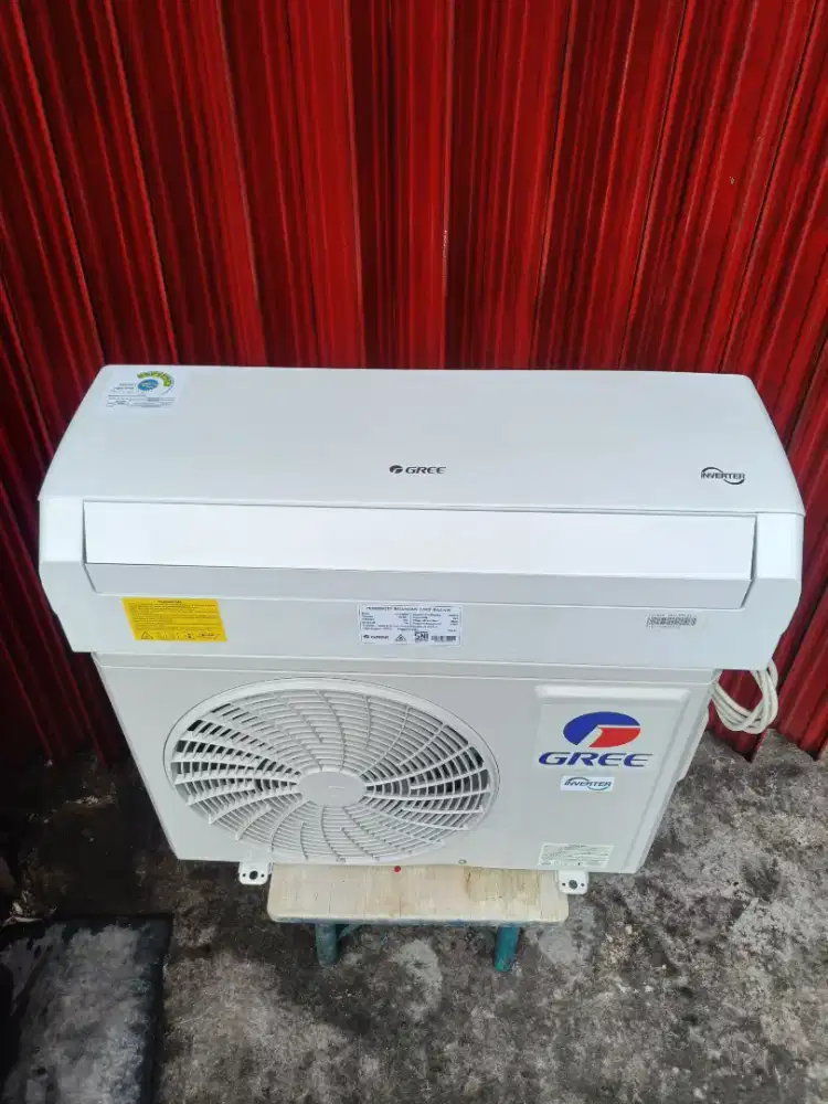 Jual AC Gree 1/2pk inverter barang mulus copotan freon ful ori semua