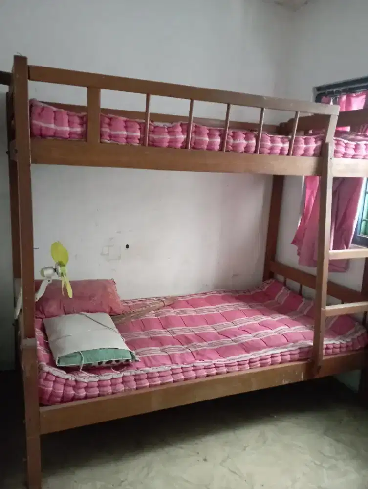 Jual murah Dipan susun masih mulus