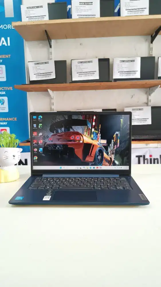 Laptop second Lenovo Ip Slim 3 14IRU8 Ram 8GB, intel Core i3-Gen13