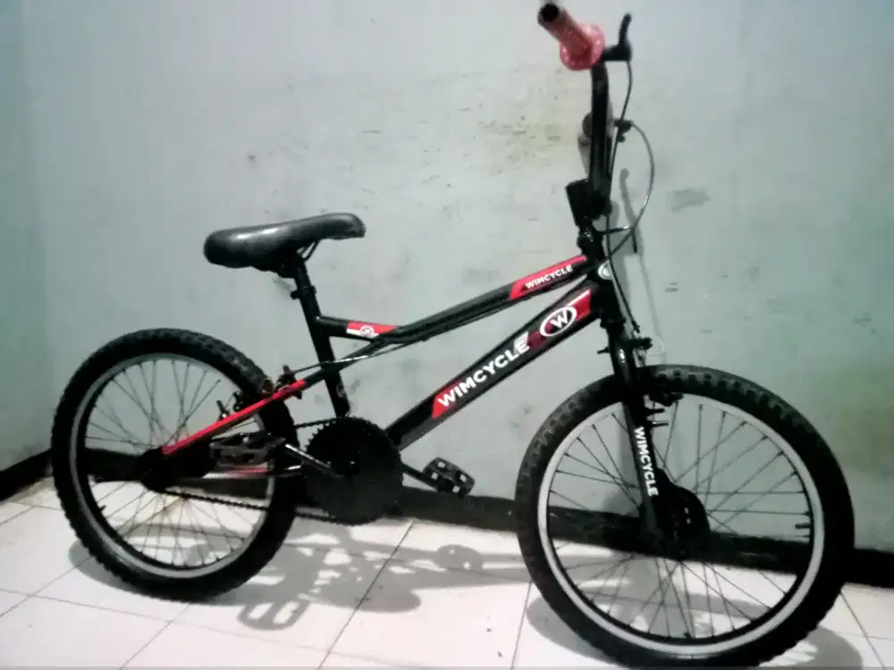 Dijual sepeda BMX merk WIMCYCLE ring 20