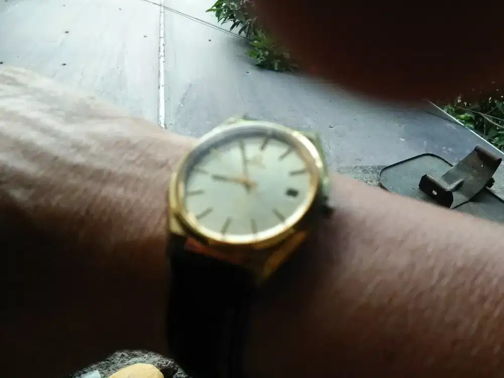 Titus putar tanggal putar/manual