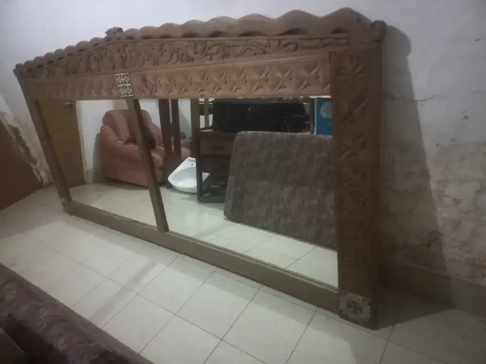 Pajangan Dinding Cermin Jati Tua