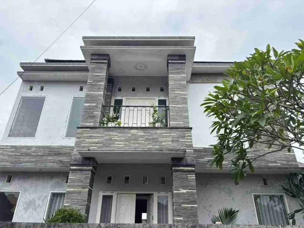 Dijual rumah second siulan penatih denpasar timur.