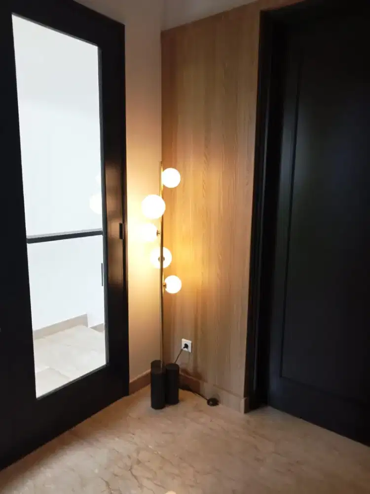 Jual semua aja ini lampu impor ex display LALUCE,