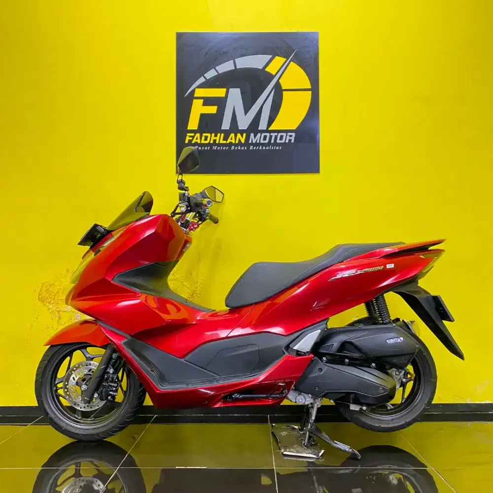 Cash Kredit DP Ringan Honda PCX Tahun 2023 full orisinil