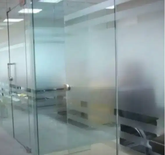 Sticker kaca sunblast cutting dan printing