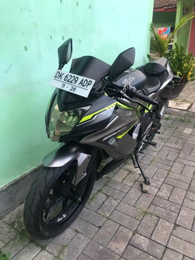 Kawasaki Ninja SL 250 Th.2018 Akhir Unit istimewah!!