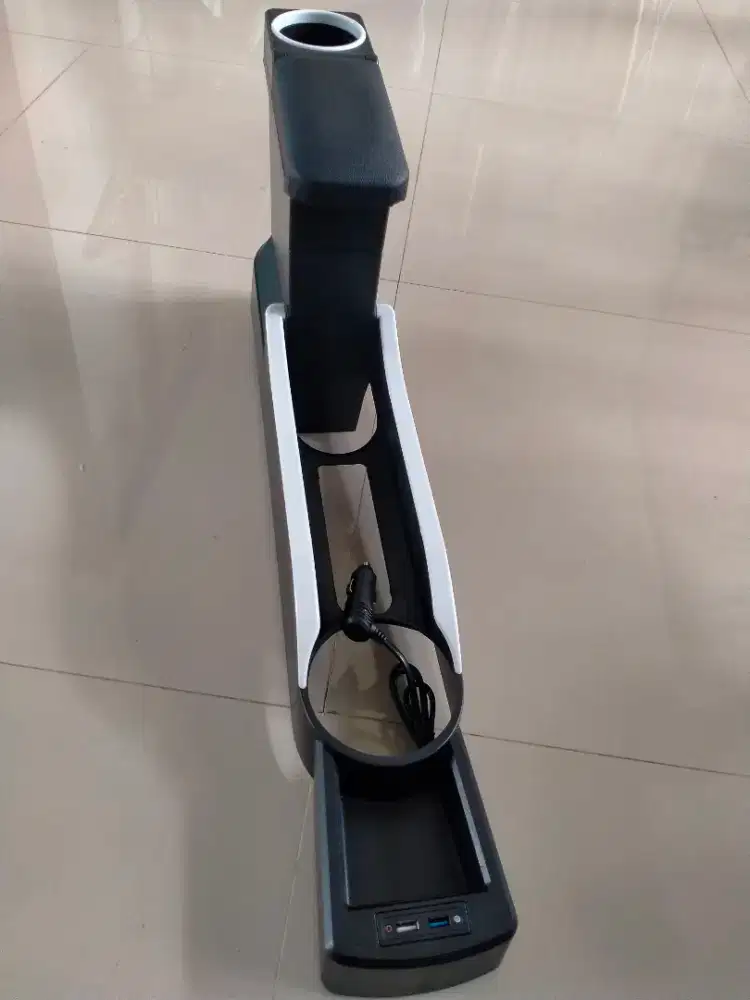 Armrest wuling ev