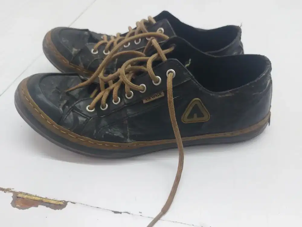 Sepatu Airwalk No 43