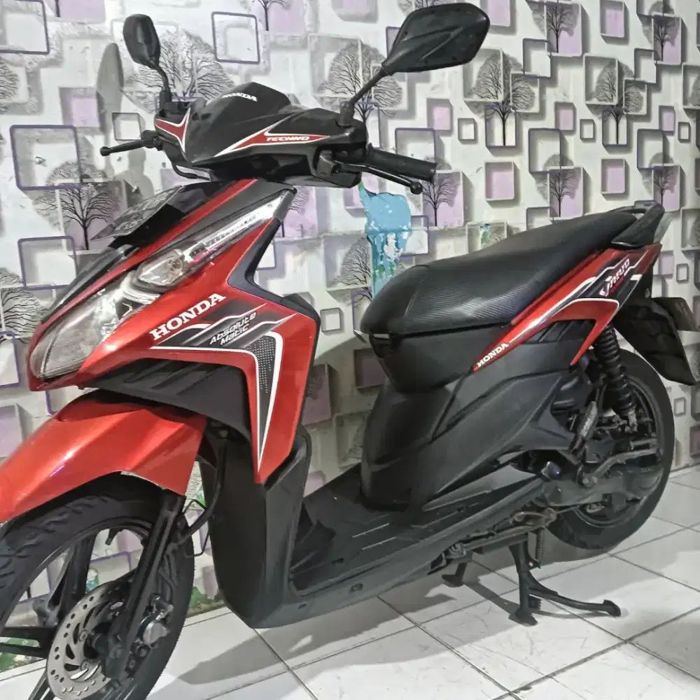 HONDA VARIO TECHNO 110 THN 2010 MERAH MULUS SEKALI GRES MASIH ORSINIL