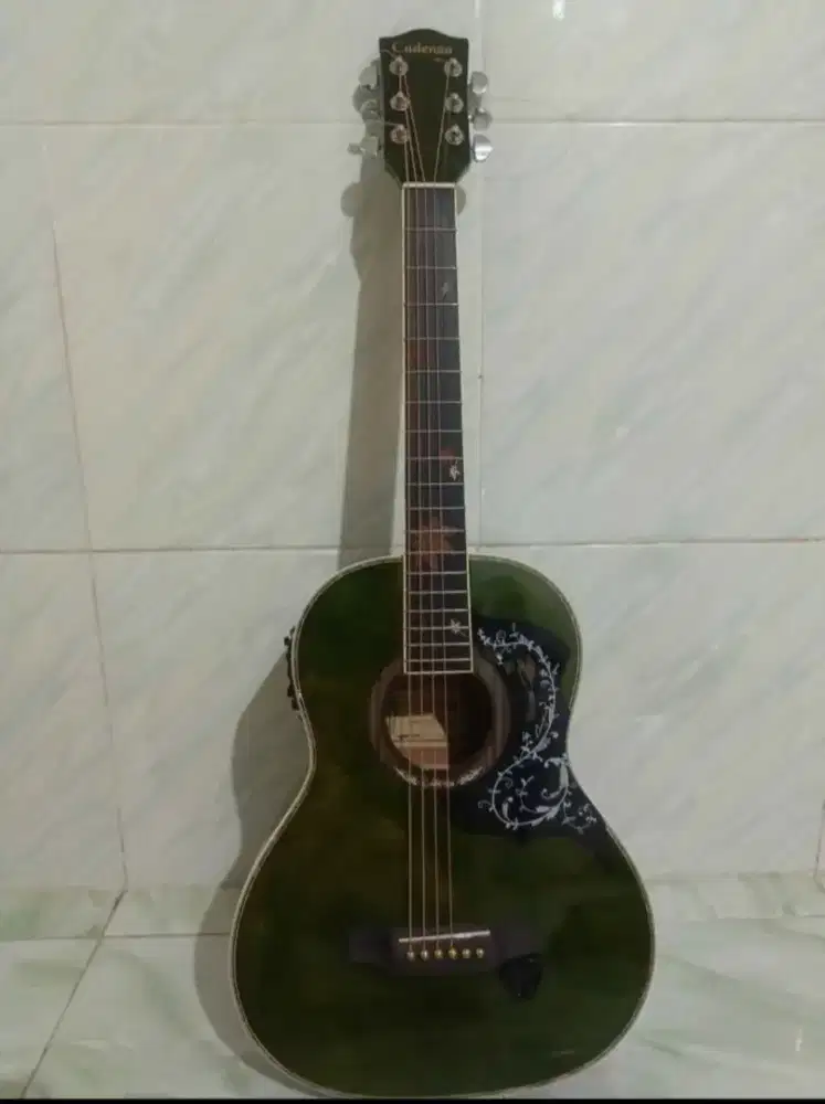 Dijual gitar cadenza
