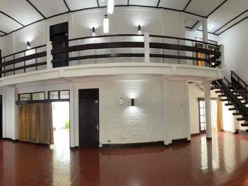 Lt 779
Lb 225
Kt 5+2
Km 3+1
Listrik 2200
Shm