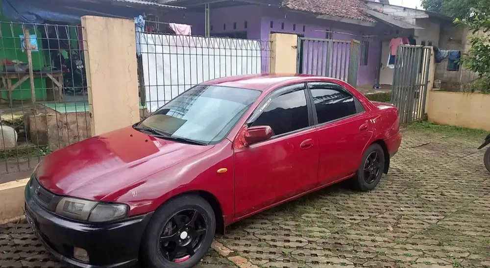 Mazda Familia 1997 Bensin