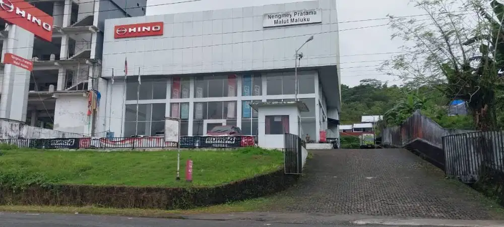 DIJUAL BEKAS SHOWROOM HINO - AMBON