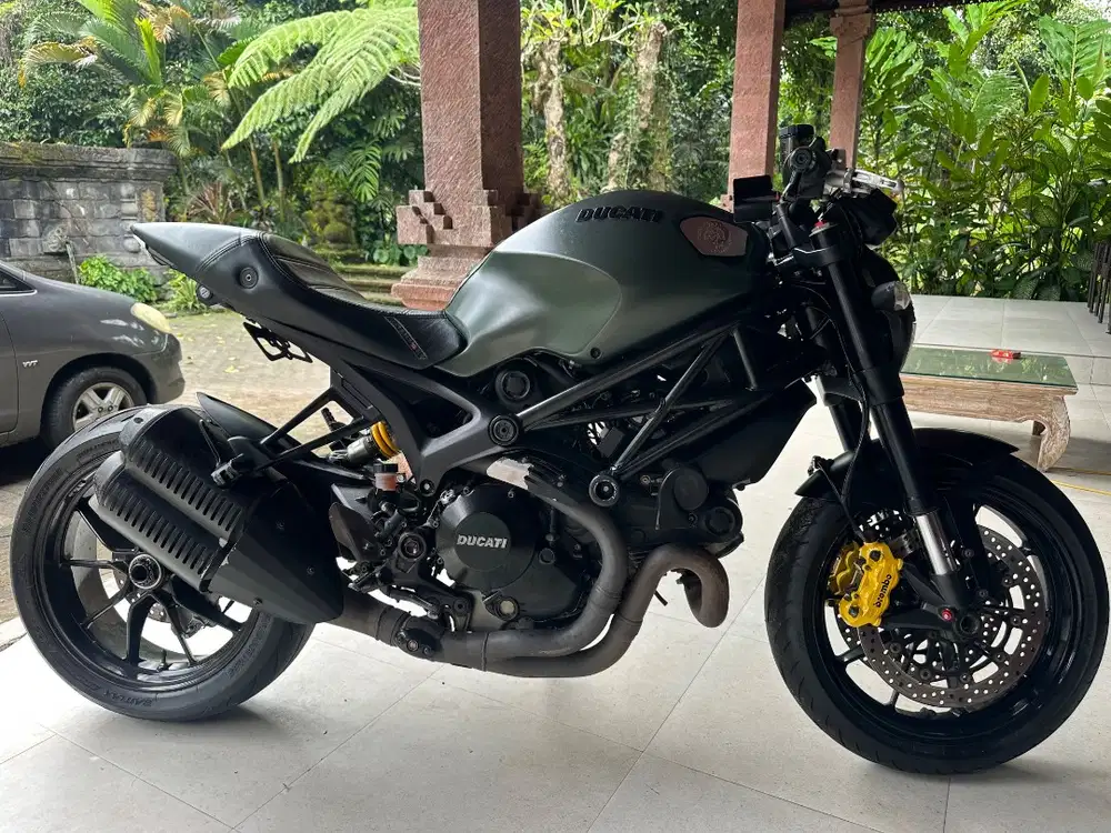 Ducati monster 1100cc