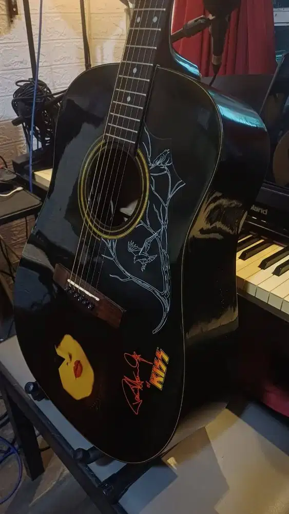 Gitar Akustik Elektrik Silvertone PS D1 BK Paul Stanley Dark Star