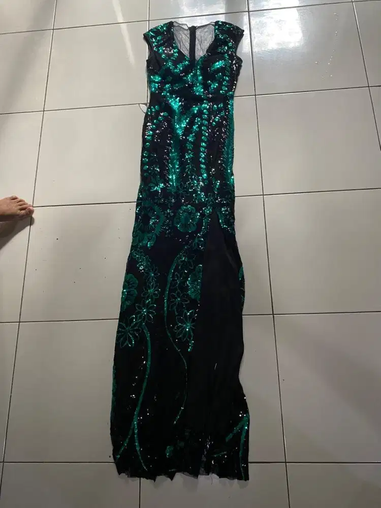 Gaun pesta dress party