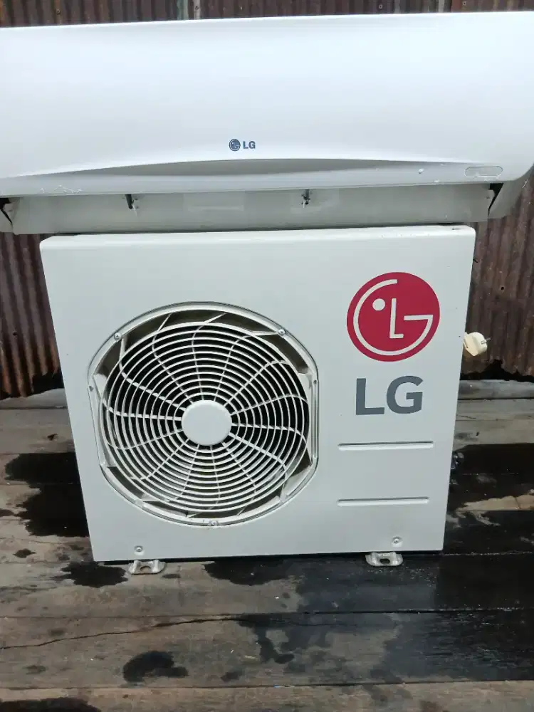 MENJUAL AC BEKAS 1/2 PK KOMPLIT